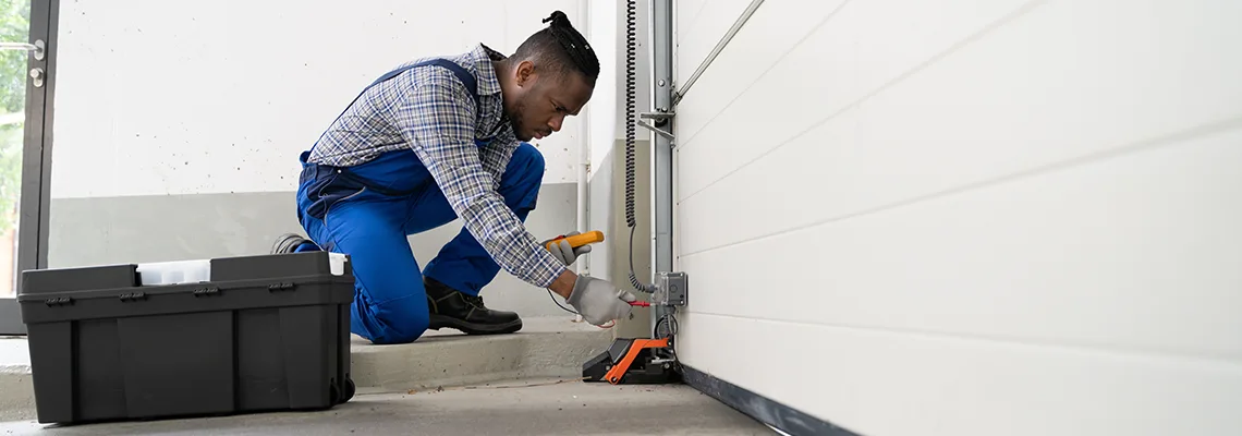 Repair Garage Door Not Closing But Light Flashing in Nepean, ON